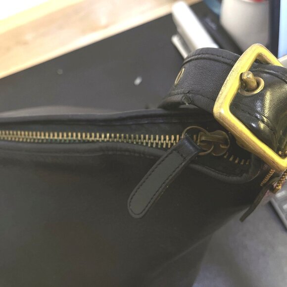 Vintage Coach Black Leather Hobo Bag With Adjustable Strap & Brass Hardware - Picture 13 of 16